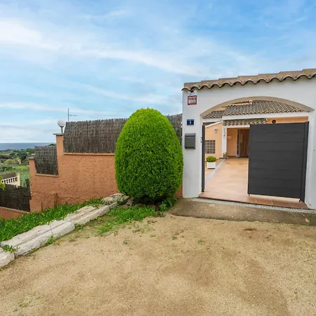 Homeholidaysrentals Aube Appartement Sant Cebrià de Vallalta