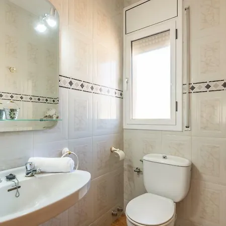 Homeholidaysrentals Aube * Sant Cebrià de Vallalta